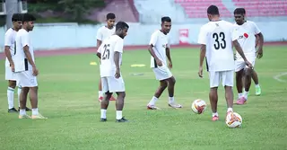 নেপালের বিপক্ষে বিকেলে মাঠে নামছে বাংলাদেশ, দলে নেই হামজা-শোমিত